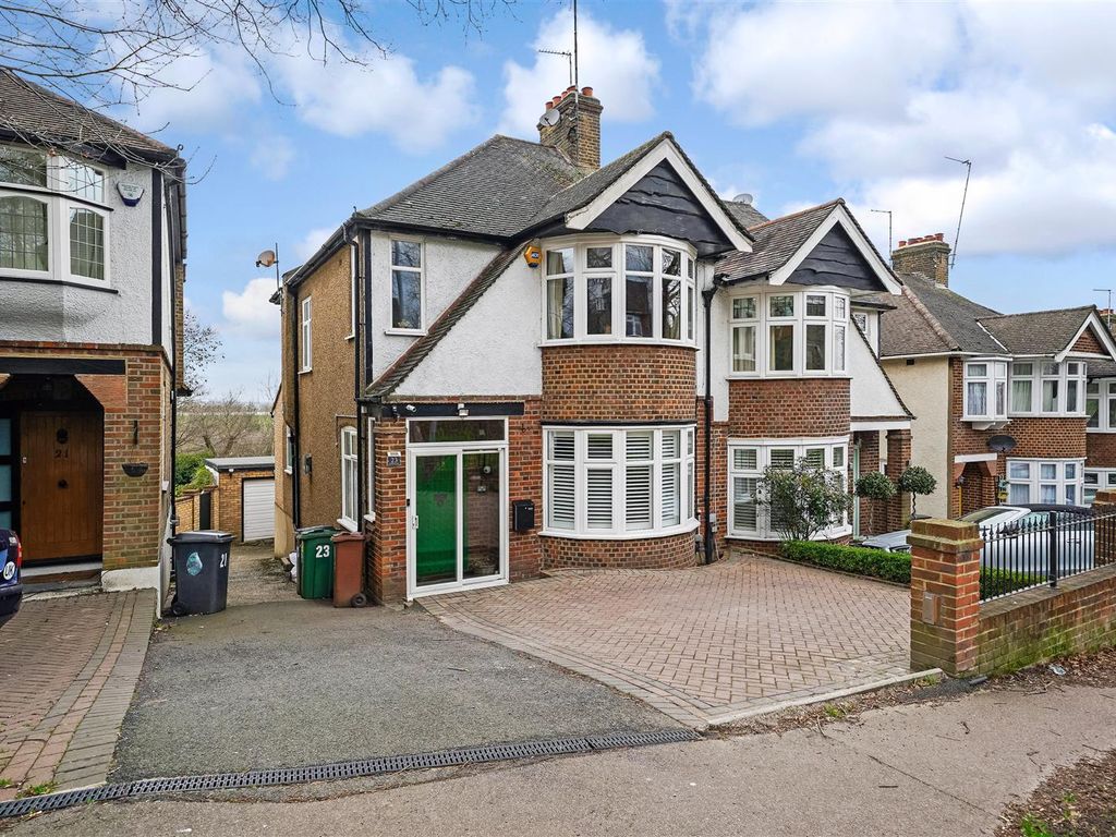 3 bed semidetached house for sale in Mansfield Hill, North Chingford E4, £695,000 Zoopla