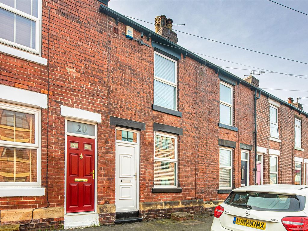 2 bed terraced house for sale in Gordon Road, Sharrow S11, £240,000