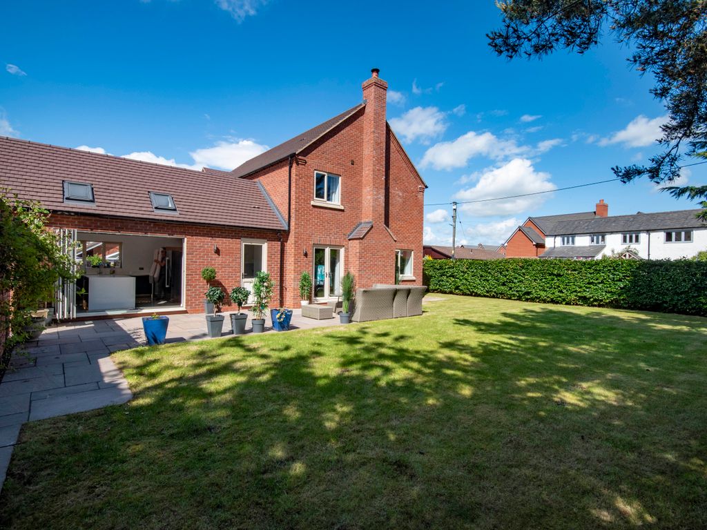 4 bed detached house for sale in Milford Road, Baschurch, Shrewsbury
