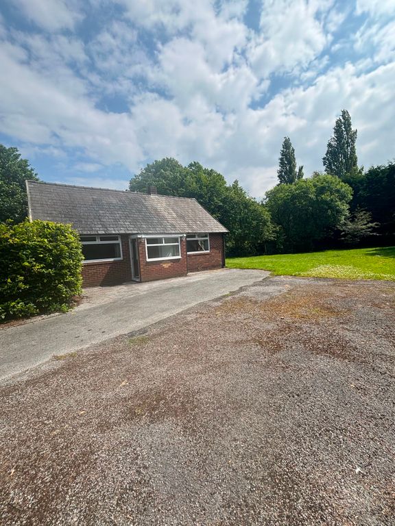 3 bed bungalow to rent in Higher Road, Halewood, Liverpool L26, £1,650