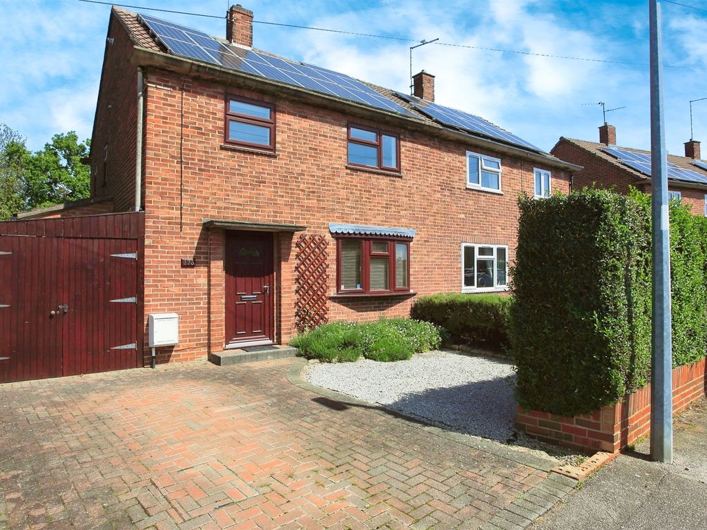 3 bed semidetached house for sale in Arundel Road, Peterborough PE4, £