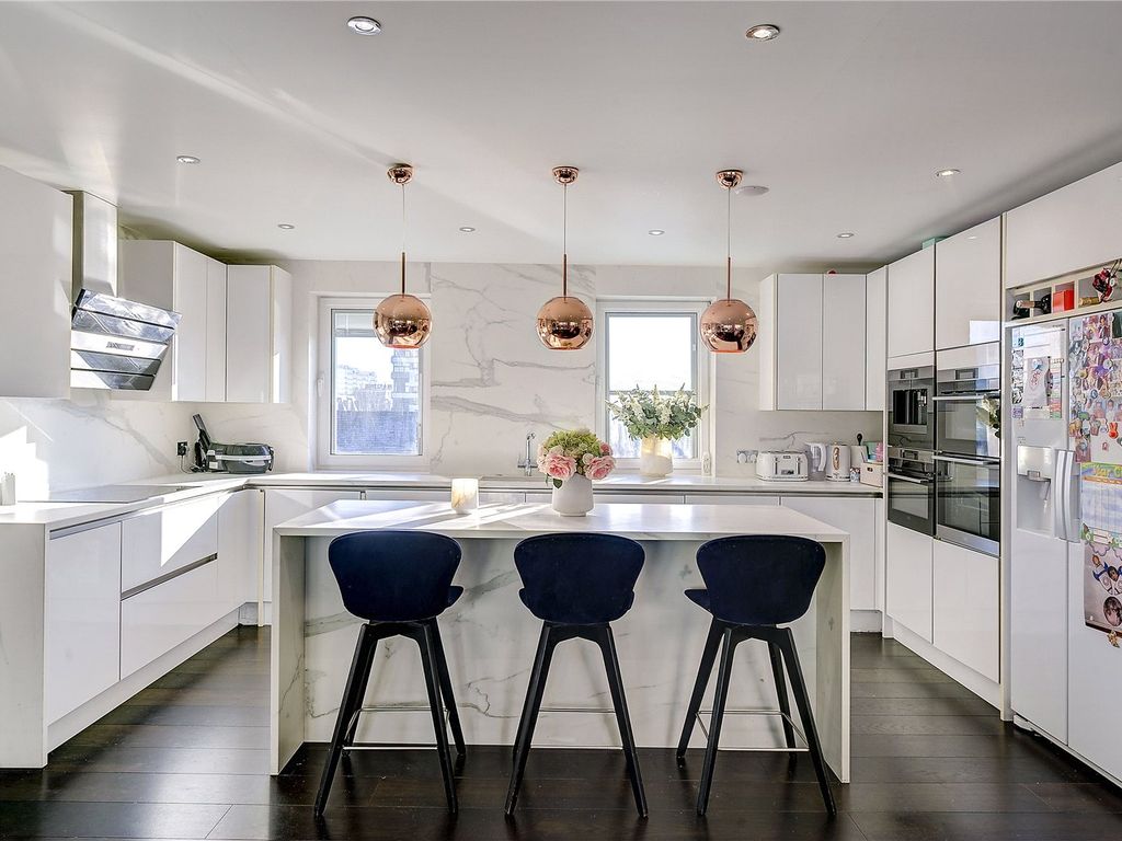 Lyntonia House, Praed Street, Paddington, London W2  