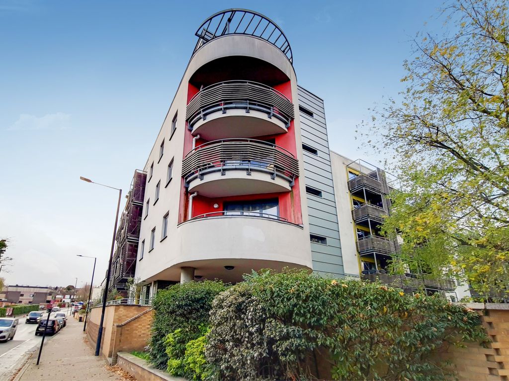 2 bed flat for sale in Crown Dale, Upper Norwood, London, Greater