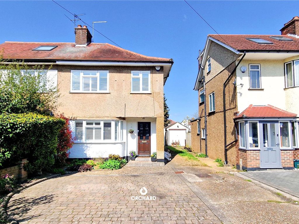 3 bed semidetached house for sale in Milverton Drive, Ickenham