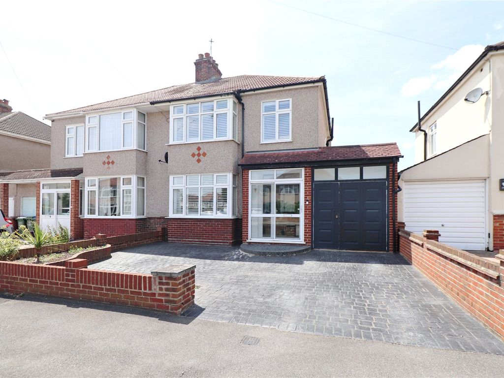 3 bed semidetached house for sale in Canberra Road, Bexleyheath, Kent