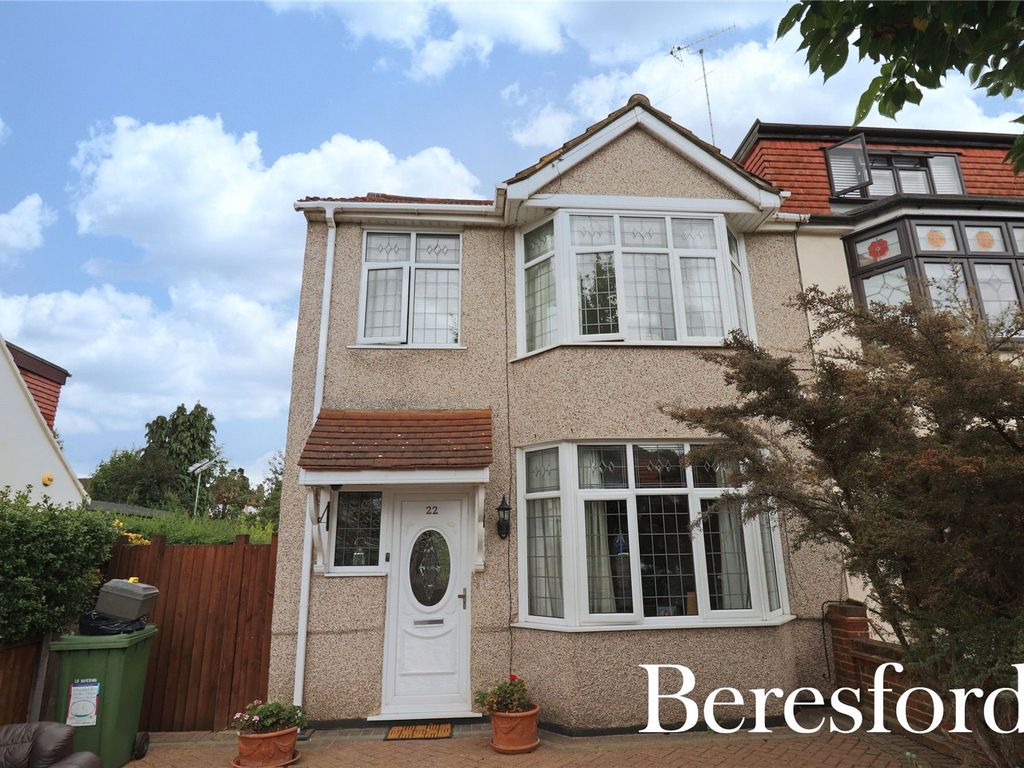 3 bed semidetached house for sale in Lewis Road, Hornchurch RM11 Zoopla