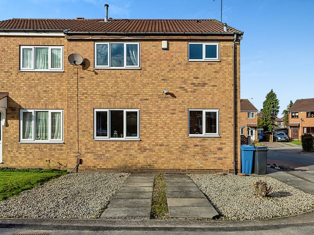 1 bed terraced house for sale in Crestwood Court, Sheffield, South