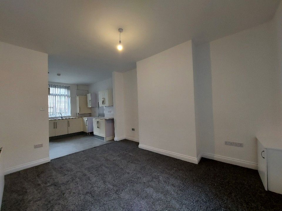 2 bed terraced house to rent in Herbert Street, Burnley BB11, £600 pcm