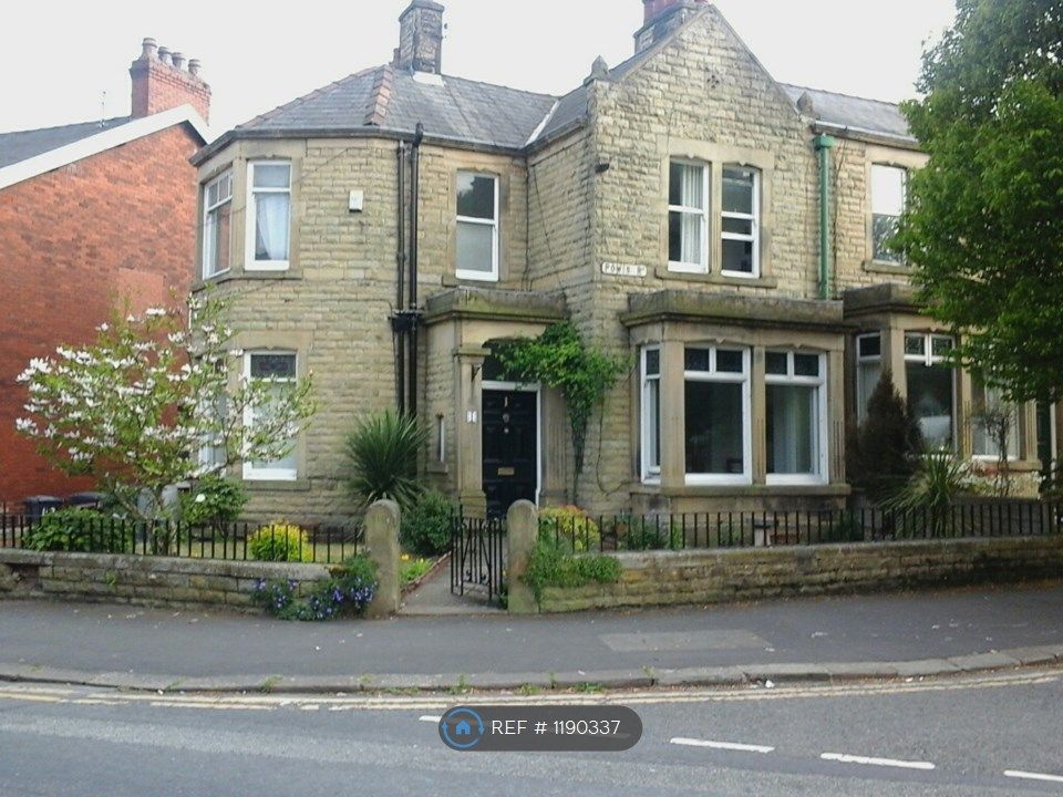 Room to rent in Powis Road, Preston PR2 Zoopla