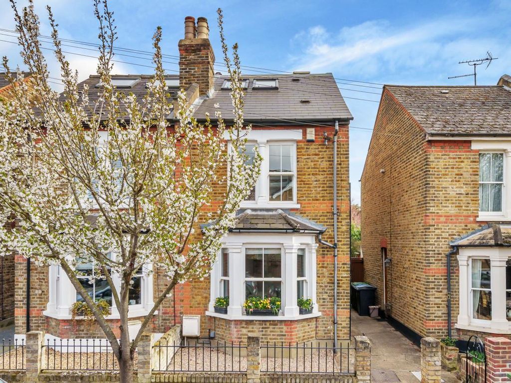 3 bed semidetached house for sale in Dagmar Road, Kingston Upon Thames