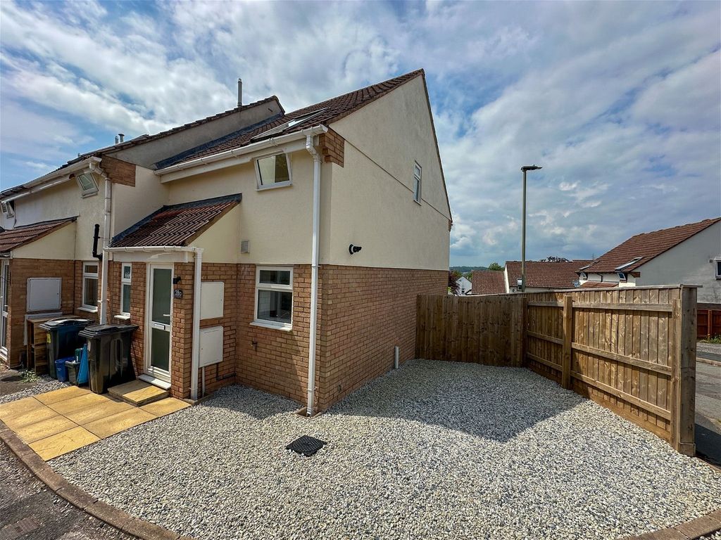 2 bed end terrace house for sale in Howards Way, Newton Abbot TQ12, £200,000 Zoopla