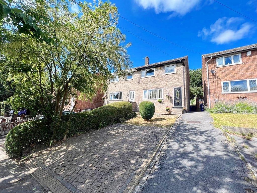 3 bed semidetached house for sale in Shelley Drive, Barnsley S71 Zoopla