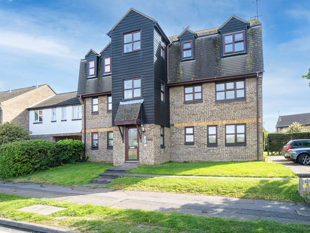 1 bed flat for sale in Frobisher Way, Shoeburyness SS3, £165,000 Zoopla