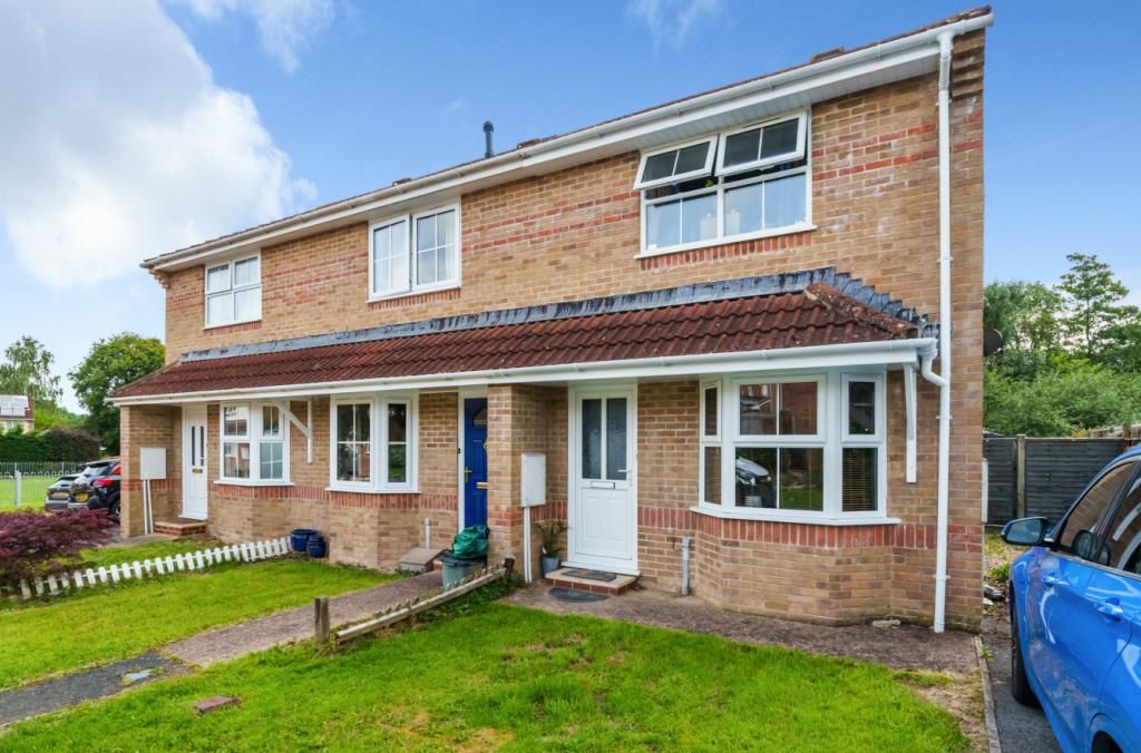 2 bed end terrace house for sale in Willow Walk, Honiton, Devon EX14, £