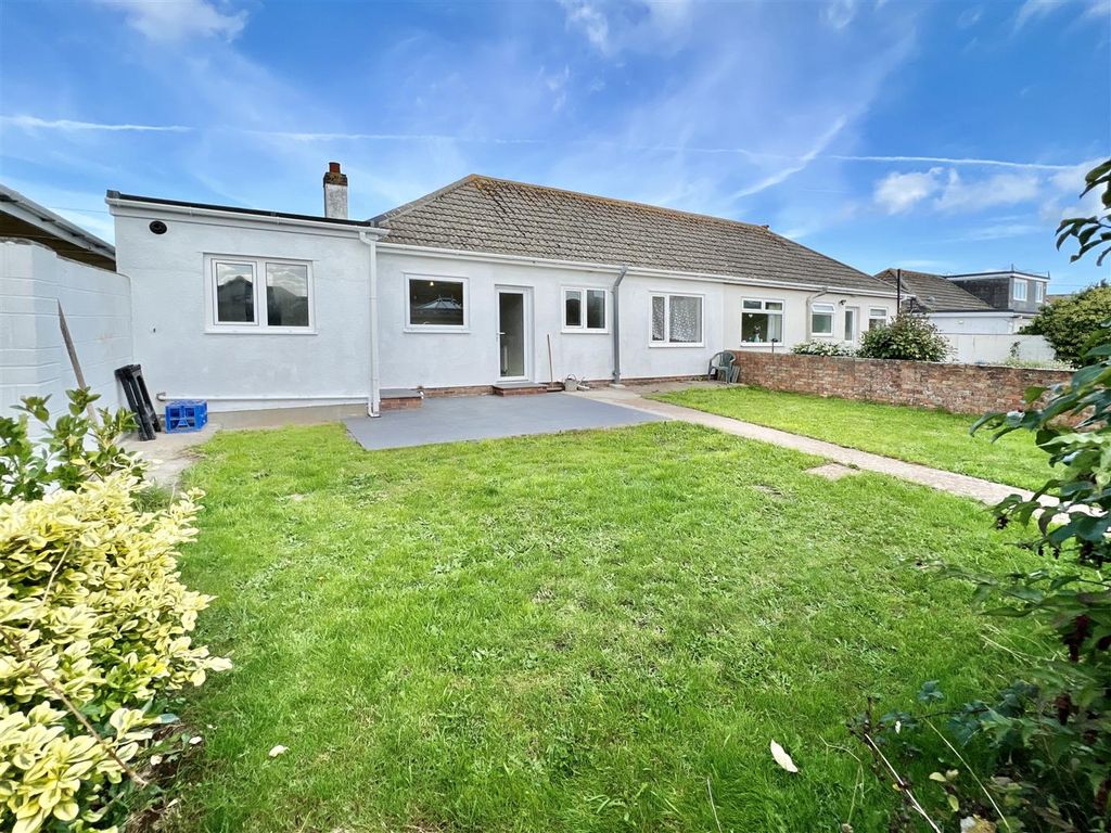 2 bed semidetached bungalow for sale in Windmill Road, Brixham TQ5 Zoopla