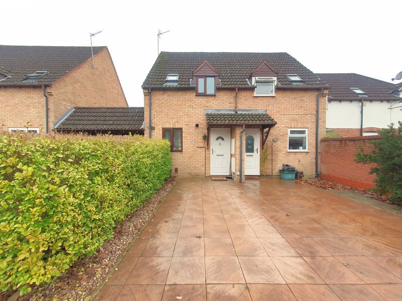 1 bed end terrace house for sale in Millers Dyke, Quedgeley, Gloucester