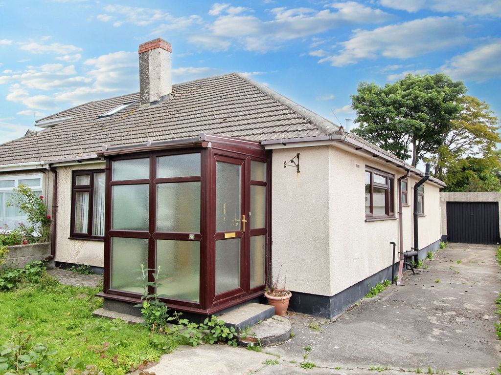 3 bed semidetached bungalow for sale in Fairfield Rise, Llantwit Major