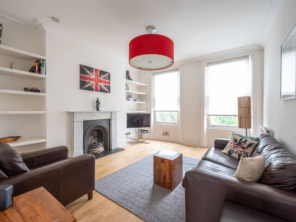 2 bed flat to rent in Church Road, Wimbledon Village, London SW19, £