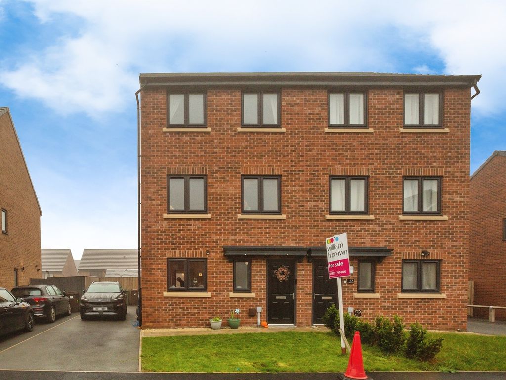 4 bed semidetached house for sale in Miners Lane, Hemsworth, Pontefract WF9, £200,000 Zoopla