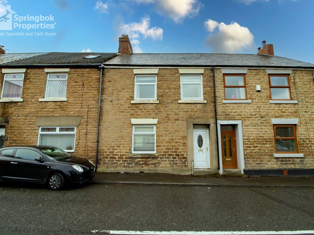 3 bed terraced house for sale in Four Lane Ends, HettonLeHole