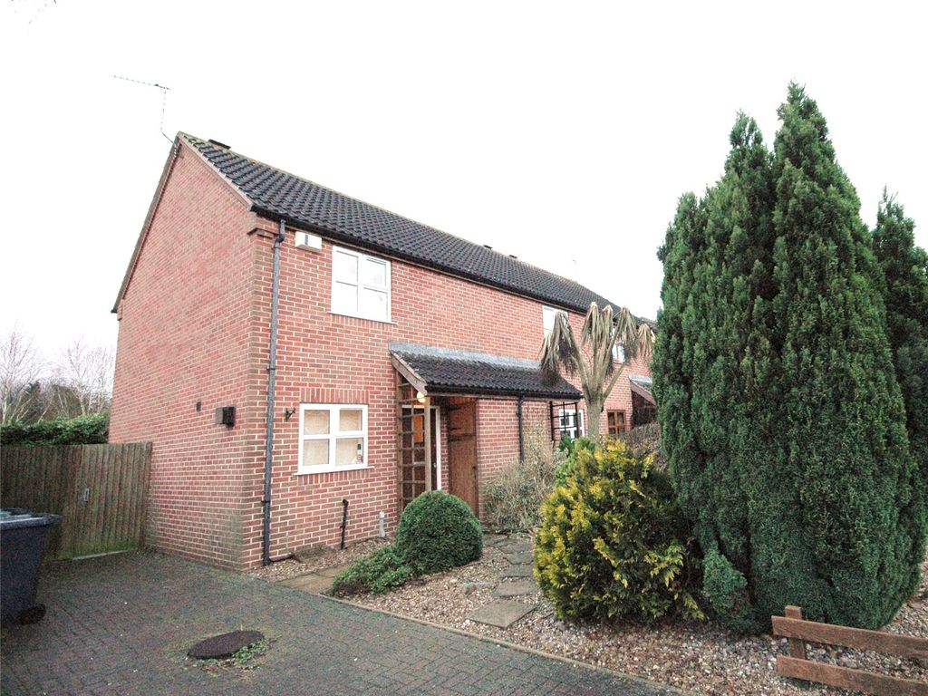 2 bed semidetached house to rent in St Giles Way, Cropwell