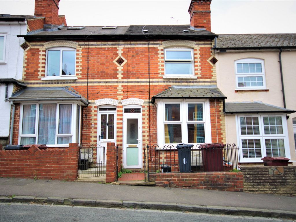 3 bed terraced house to rent in Alpine Street, Reading, Berkshire RG1