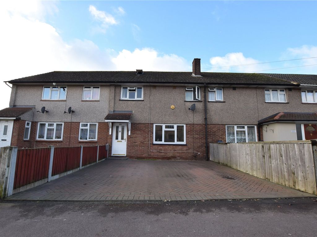 3 bed terraced house for sale in Rose Lane, Romford RM6, £450,000 Zoopla