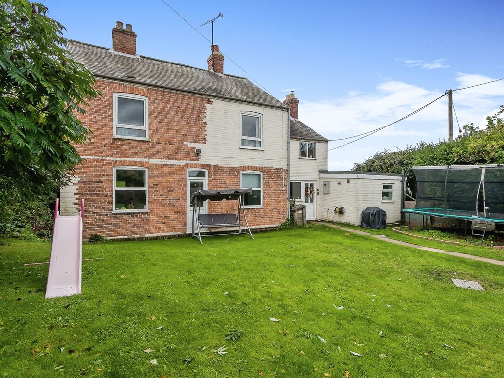 3 bed semidetached house for sale in North Brink, Wisbech PE13, £