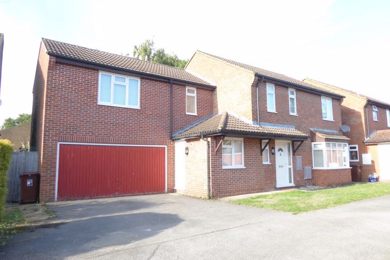 Waveney Close Bicester OX26  