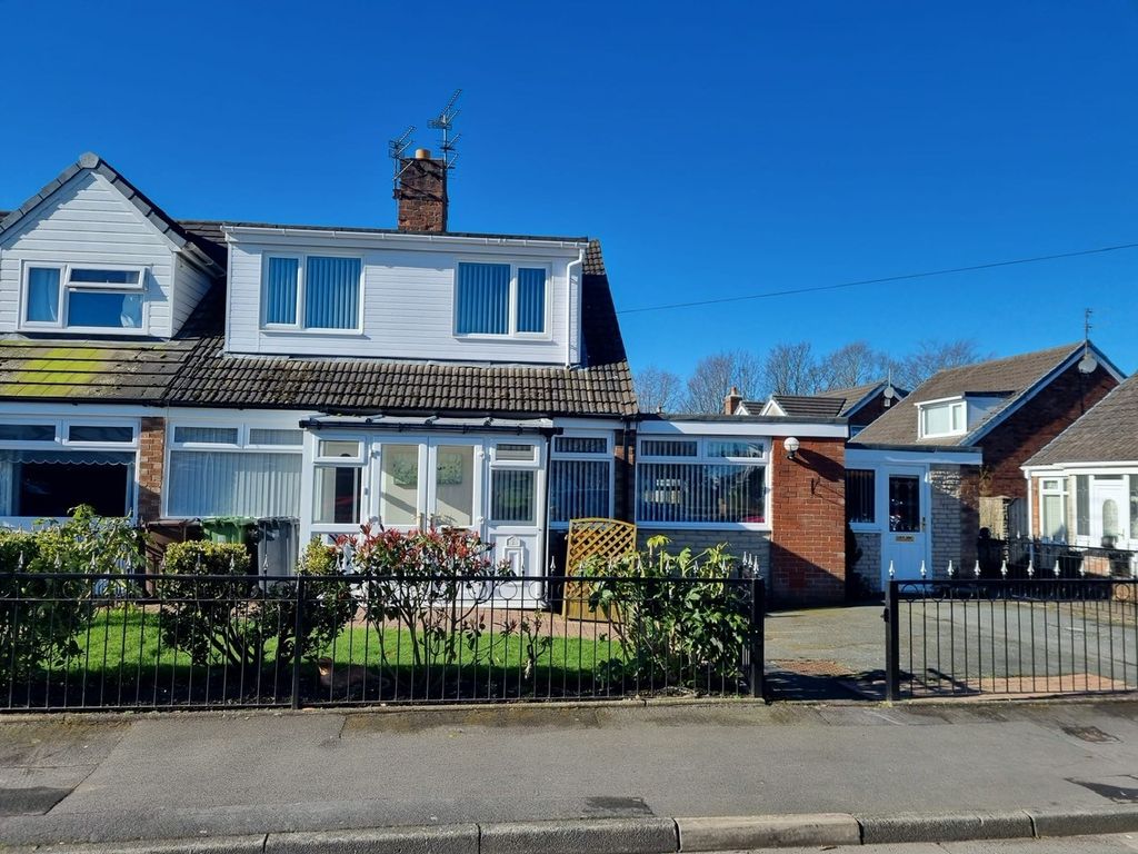 5 bed semidetached house for sale in Deyes End, Maghull L31, £268,000