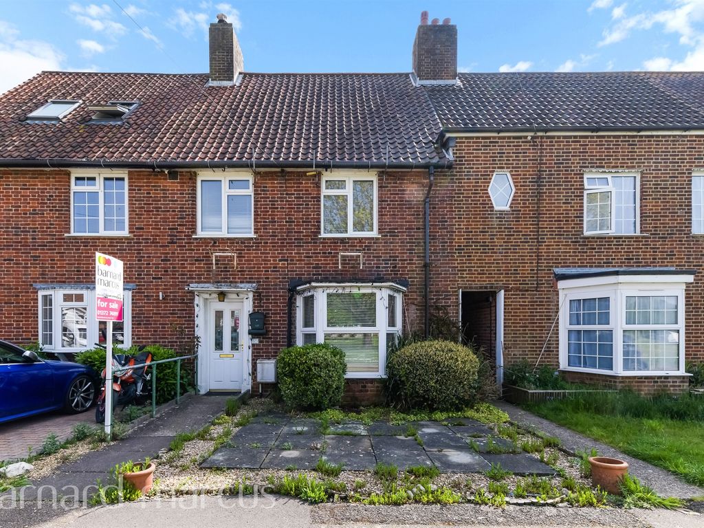 3 bed terraced house for sale in Howard Close, Walton On The Hill