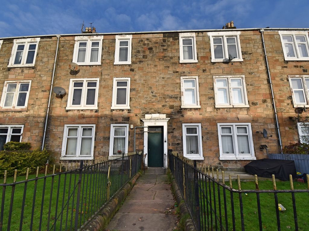2 bed flat for sale in Belville Street, Greenock PA15, £35,000 Zoopla