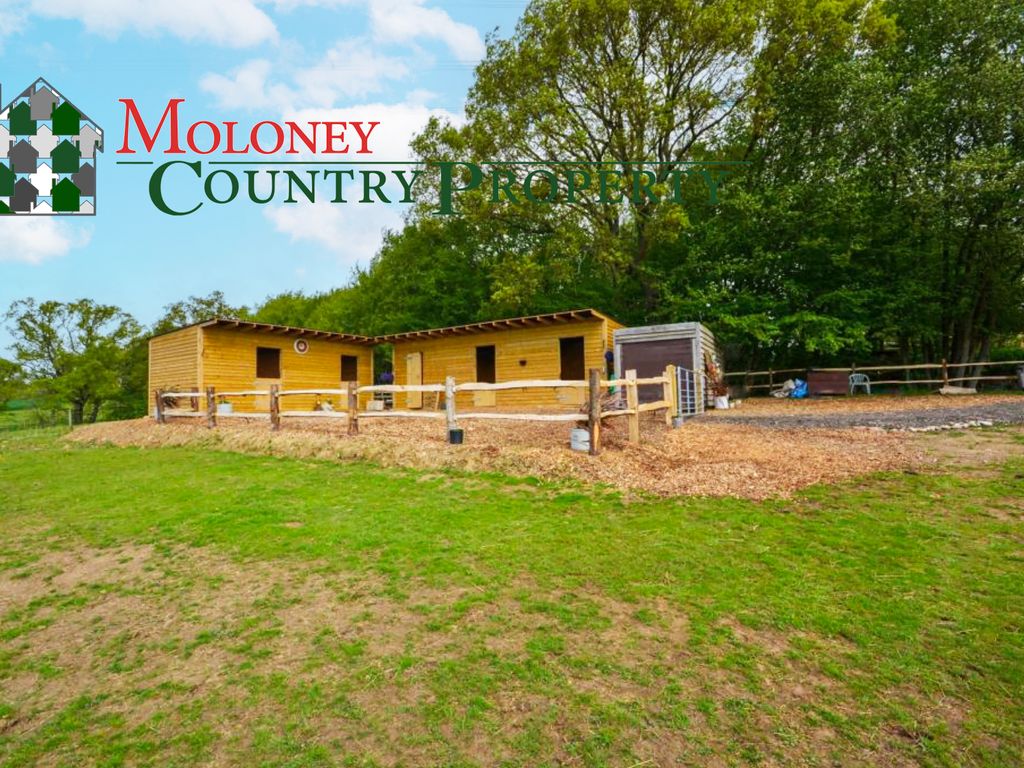 New home, Equestrian property for sale in Harts Green,