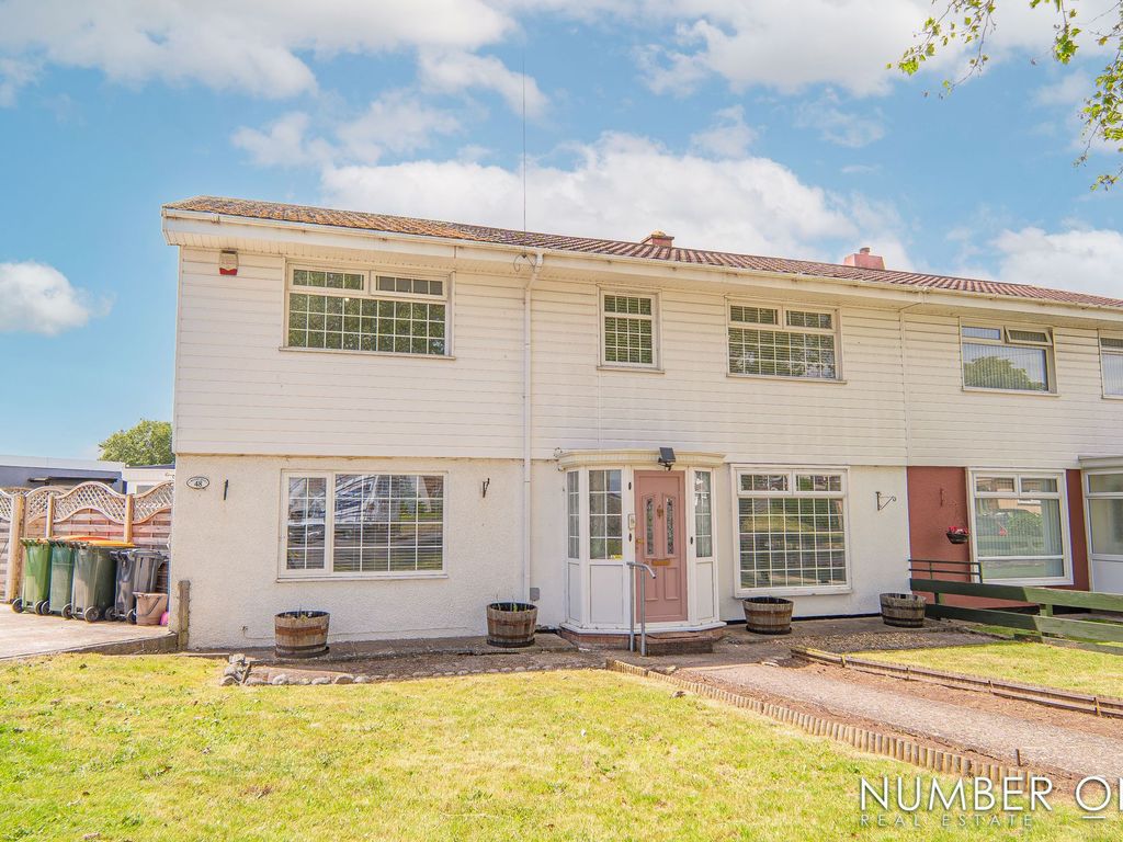 4 bed semidetached house for sale in Melfort Road, Newport NP20, £