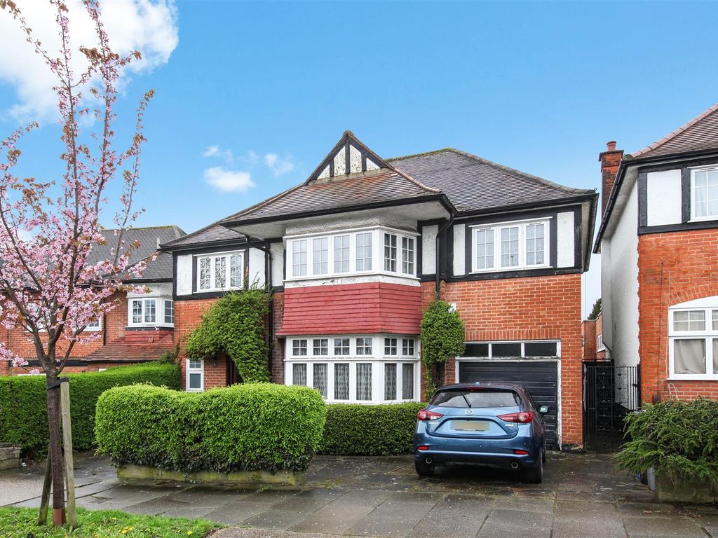 5 bed detached house for sale in Barn Rise, Wembley HA9, £1,000,000