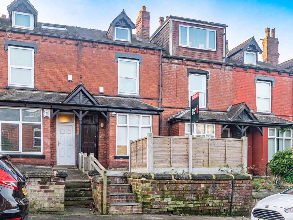 5 bed terraced house for sale in Brudenell View, Leeds LS6, £420,000