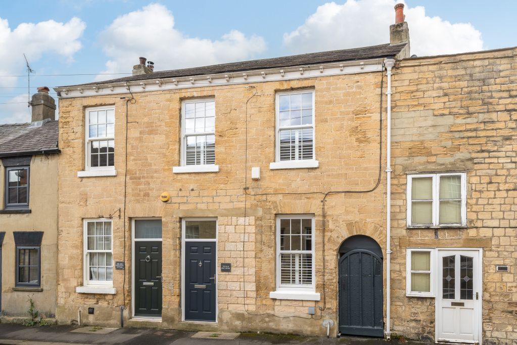 2 bed terraced house for sale in Albion Street, Clifford, Wetherby