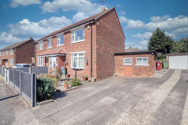 3 bed semidetached house for sale in Bardney Avenue, Scunthorpe DN16