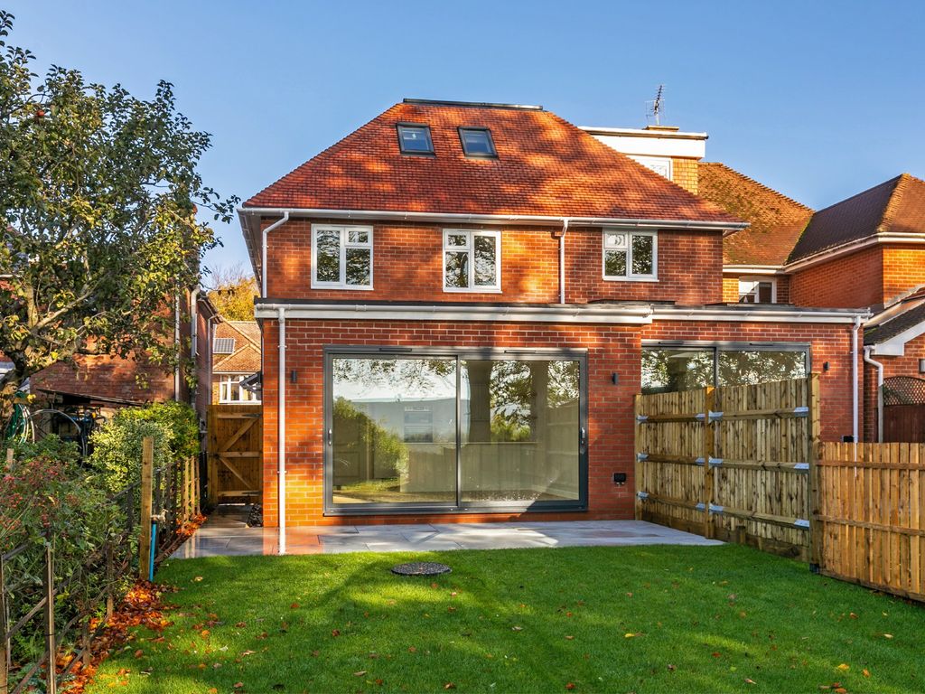 Gordon Avenue, Winchester SO23  