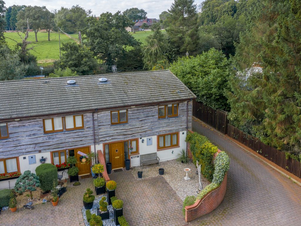 4 bed barn conversion for sale in Billesley Lane, Alvechurch B48 Zoopla