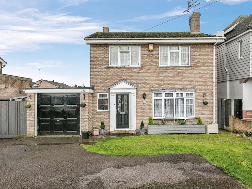 4 bed detached house for sale in St. Johns Road, ClactonOnSea CO16