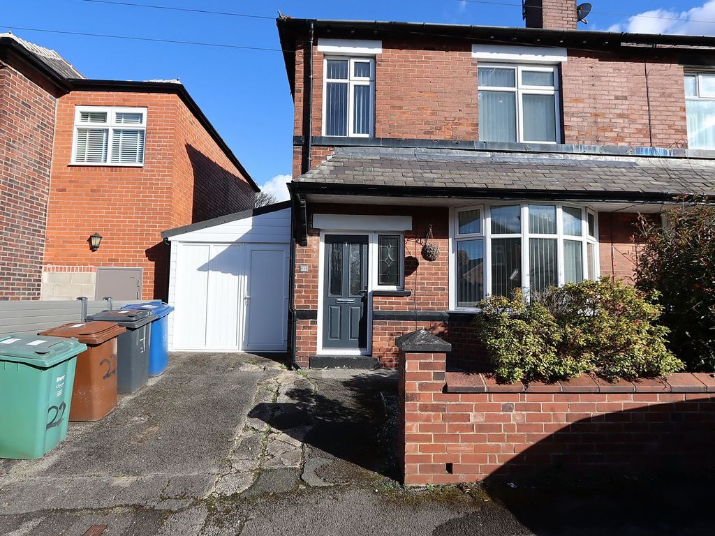 3 bed semidetached house to rent in West View Grove, Whitefield M45
