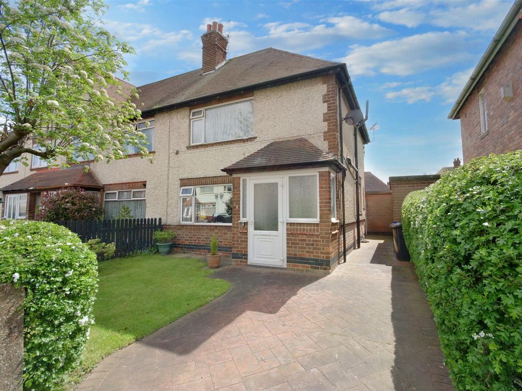 3 bed end terrace house for sale in Rufford Road, Long Eaton