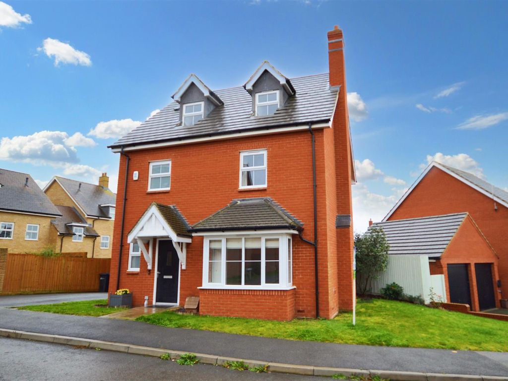 4 bed detached house to rent in Glebe Road, Boughton, Northampton NN2