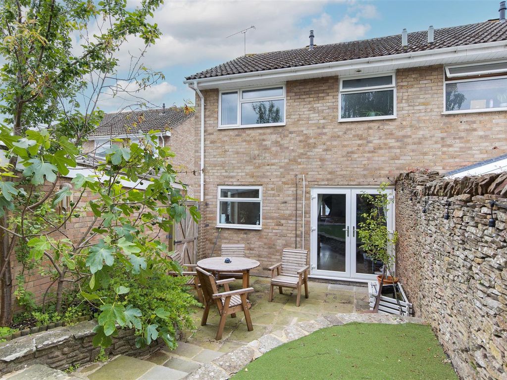 3 bed semidetached house for sale in Porlock Gardens, Nailsea, Bristol