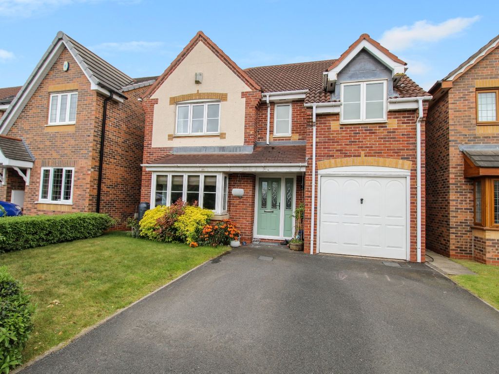 4 bed detached house for sale in Elanor Road, Elworth, Sandbach CW11