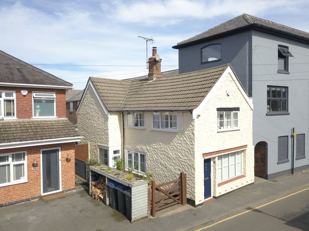 3 bed linkdetached house for sale in Keats Lane, Earl Shilton, Leicester, Leicestershire LE9