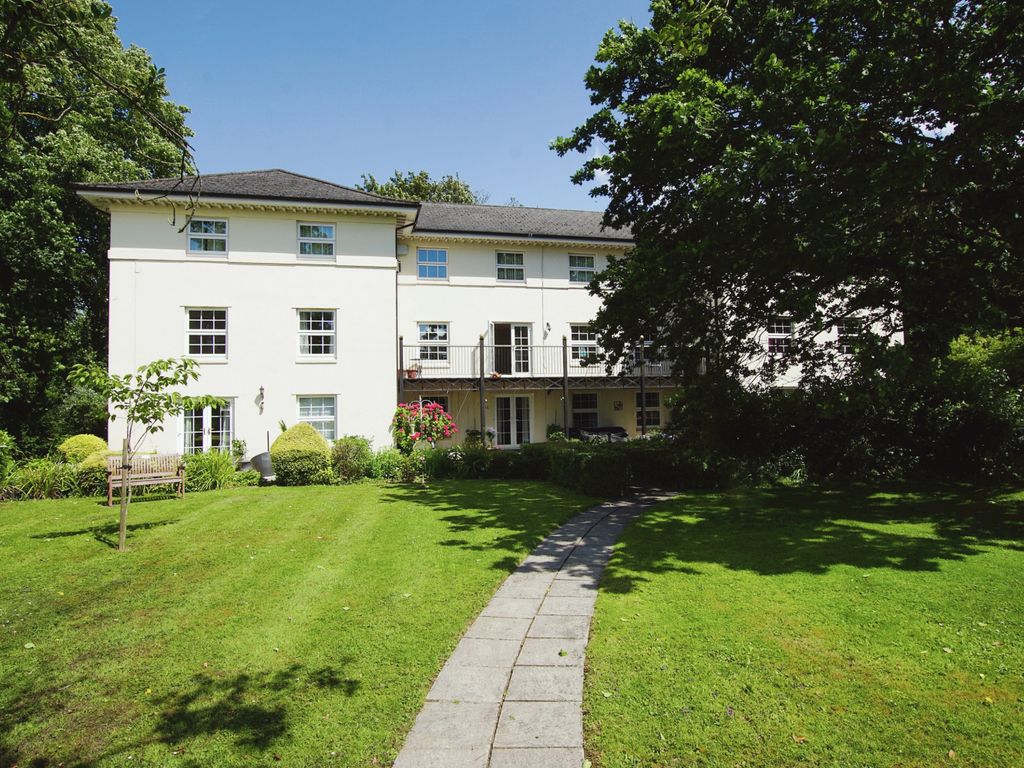 2 bed flat for sale in Gravel Hill Road, Yate, Bristol, Gloucestershire