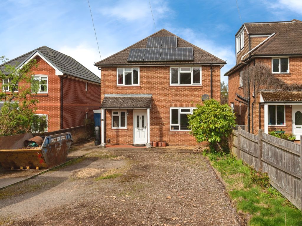 4 bed detached house for sale in Midanbury Lane, Southampton, Hampshire