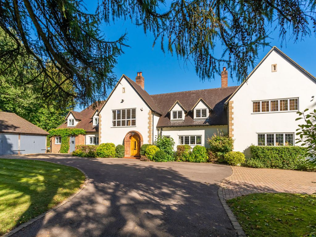 6 bed detached house for sale in Cokes Lane, Chalfont St. Giles